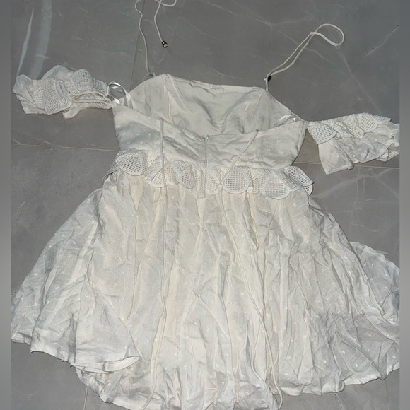 Saints and secrets white dress - Picture 5 of 5